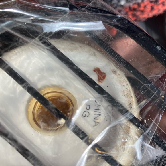 CIC Blue Floral Salt and Pepper Shakers With Caddy Blue Trim & Floral Mo… - Picture 6 of 8